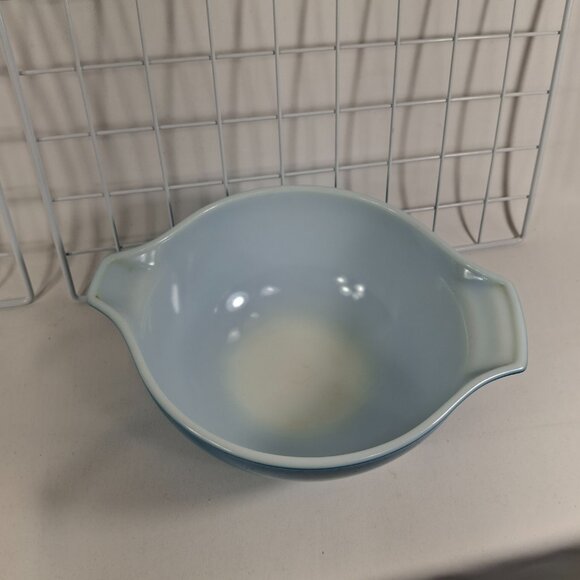 Vintage Pyrex Horizon Blue Cinderella Mixing Bowl #442 1.5 Qt Dia 7 In MilkGlass - Picture 9 of 10